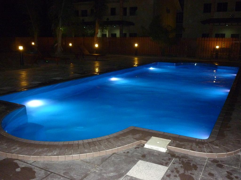 Adina Drive In Motel Λανγκάουι Εξωτερικό φωτογραφία